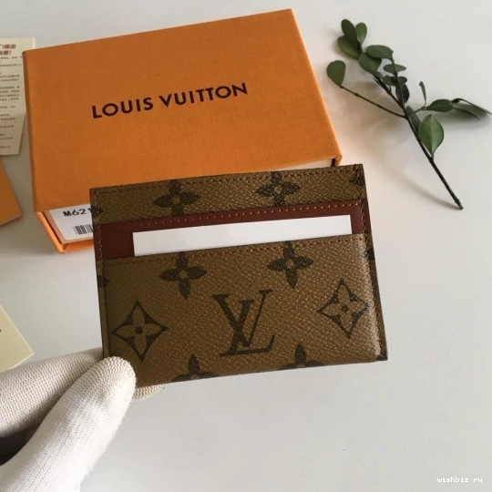 WIS HOLDER BANDOULIERE CARD 50DOUBLE LOUIS VUITTON 0106